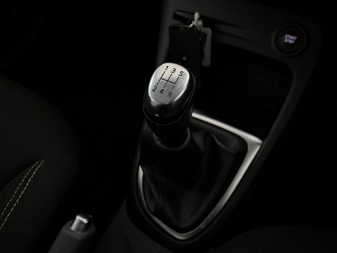 Renault Captur thumbnail Interior Front