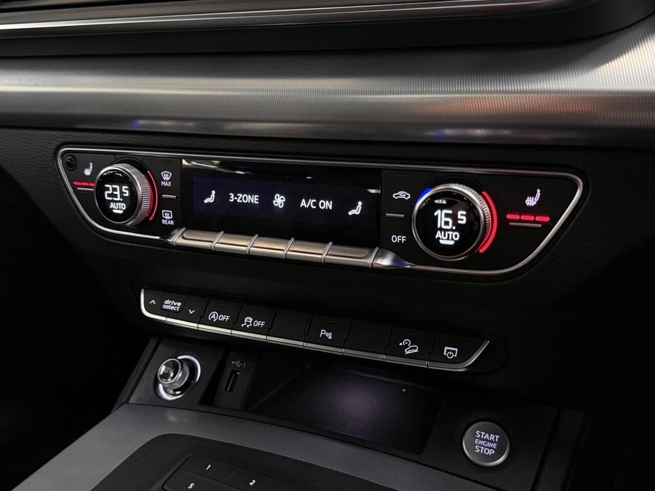 Audi Q5 thumbnail Misc Controls