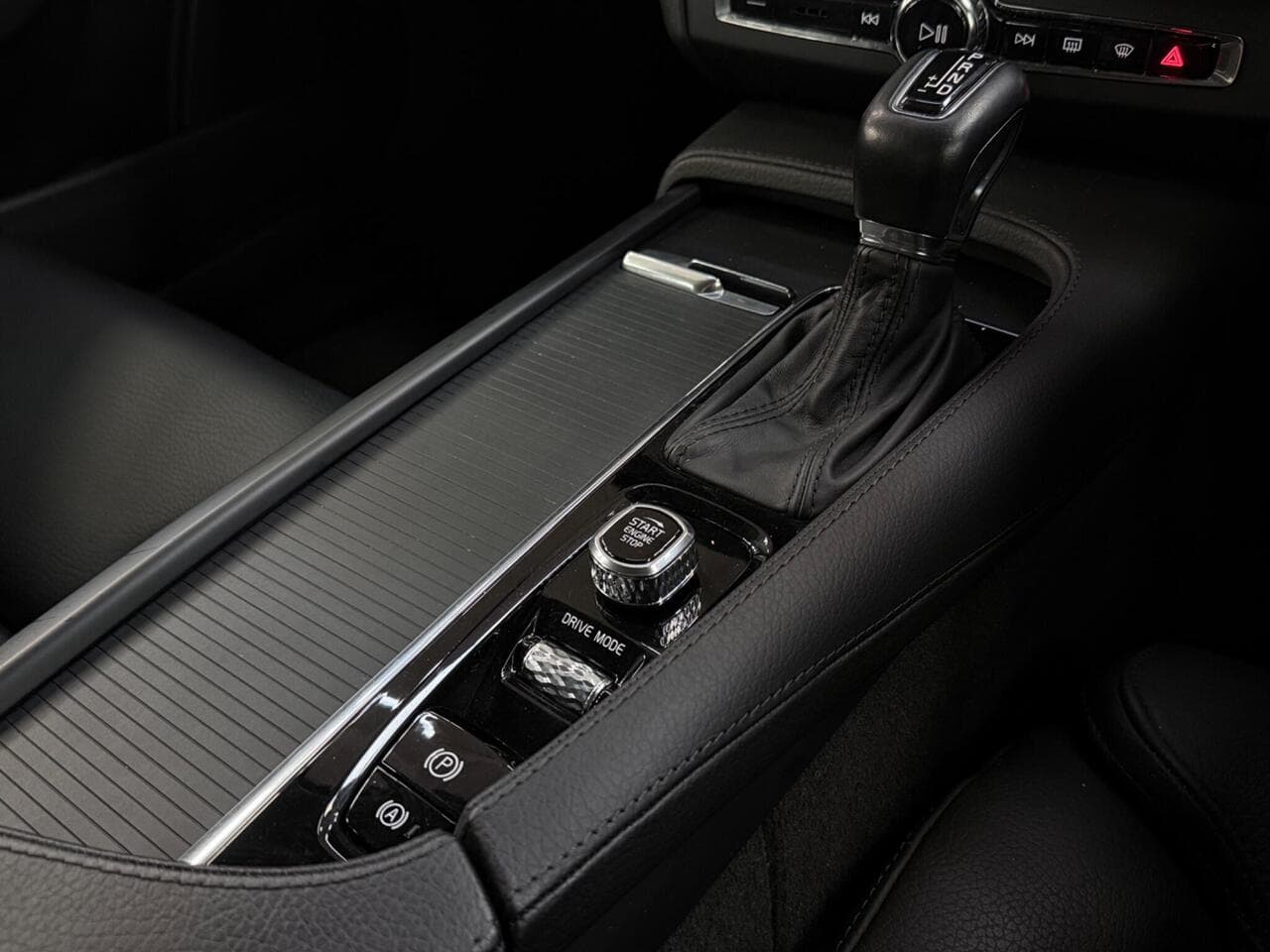 Volvo S90 thumbnail Interior Front