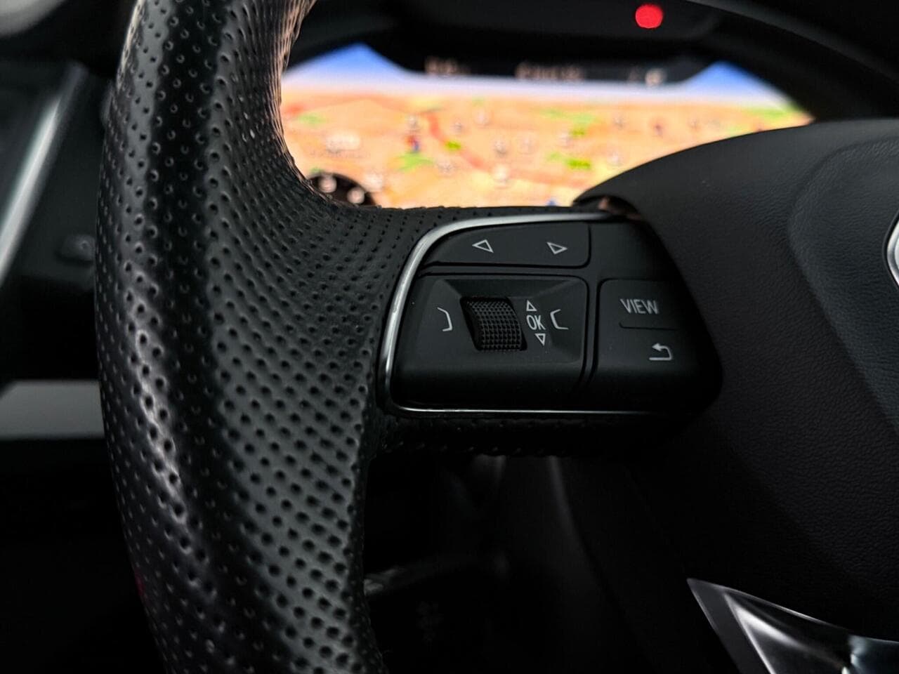 Audi Q5 thumbnail Misc Controls