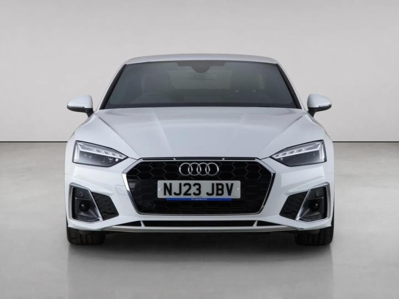 Audi A5 thumbnail Front