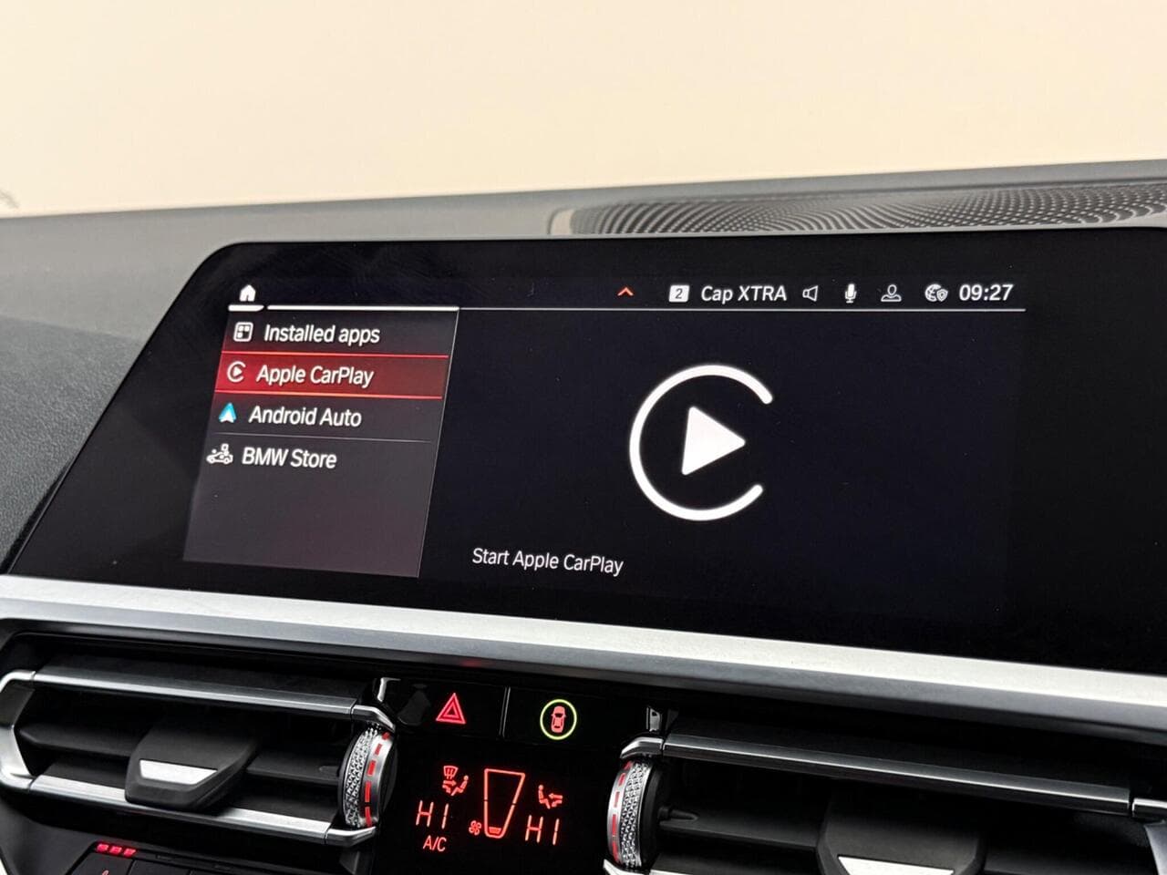 BMW 3 Series thumbnail Infotainment System