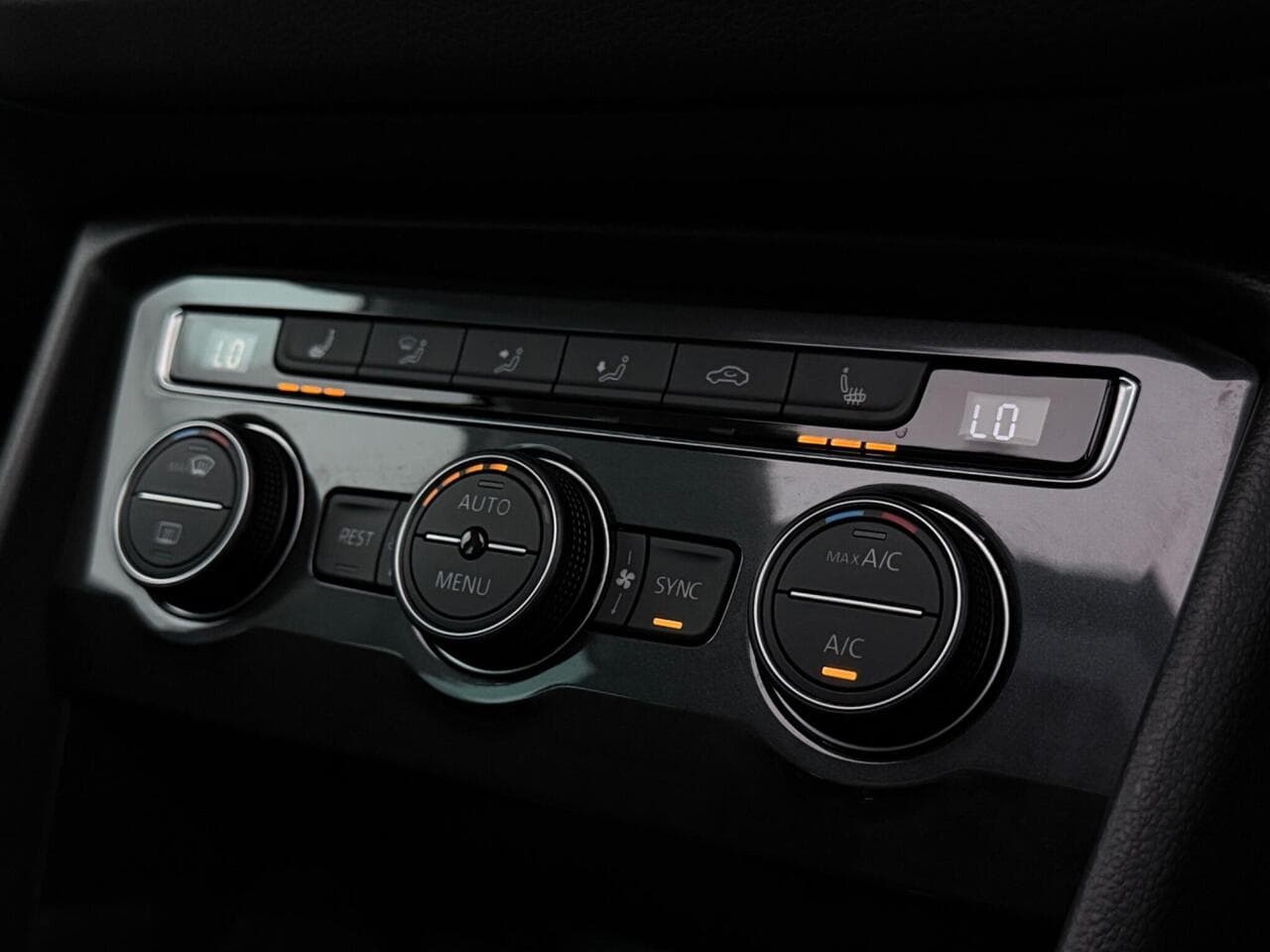 Volkswagen Tiguan thumbnail Misc Controls
