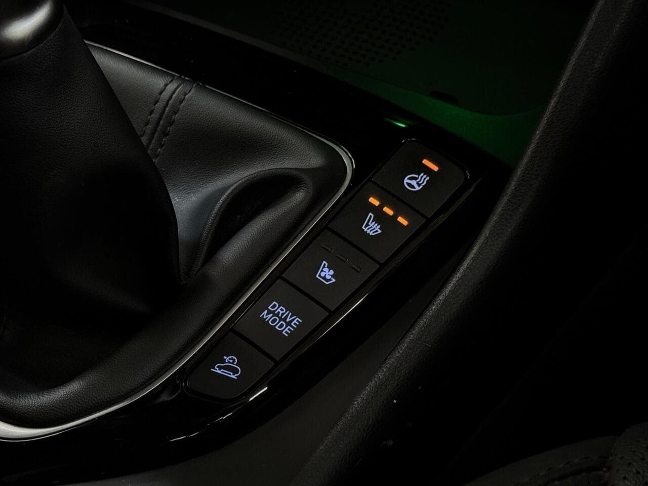 Hyundai TUCSON thumbnail Misc Controls