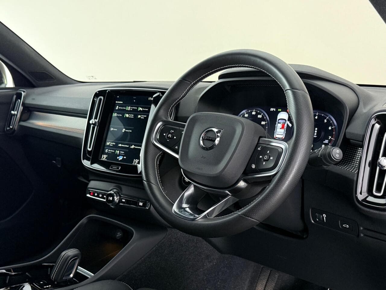 Volvo XC40 thumbnail Interior Front