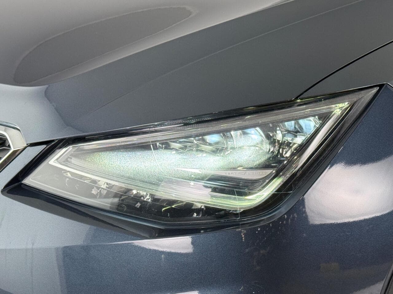 SEAT Arona thumbnail Lights Front