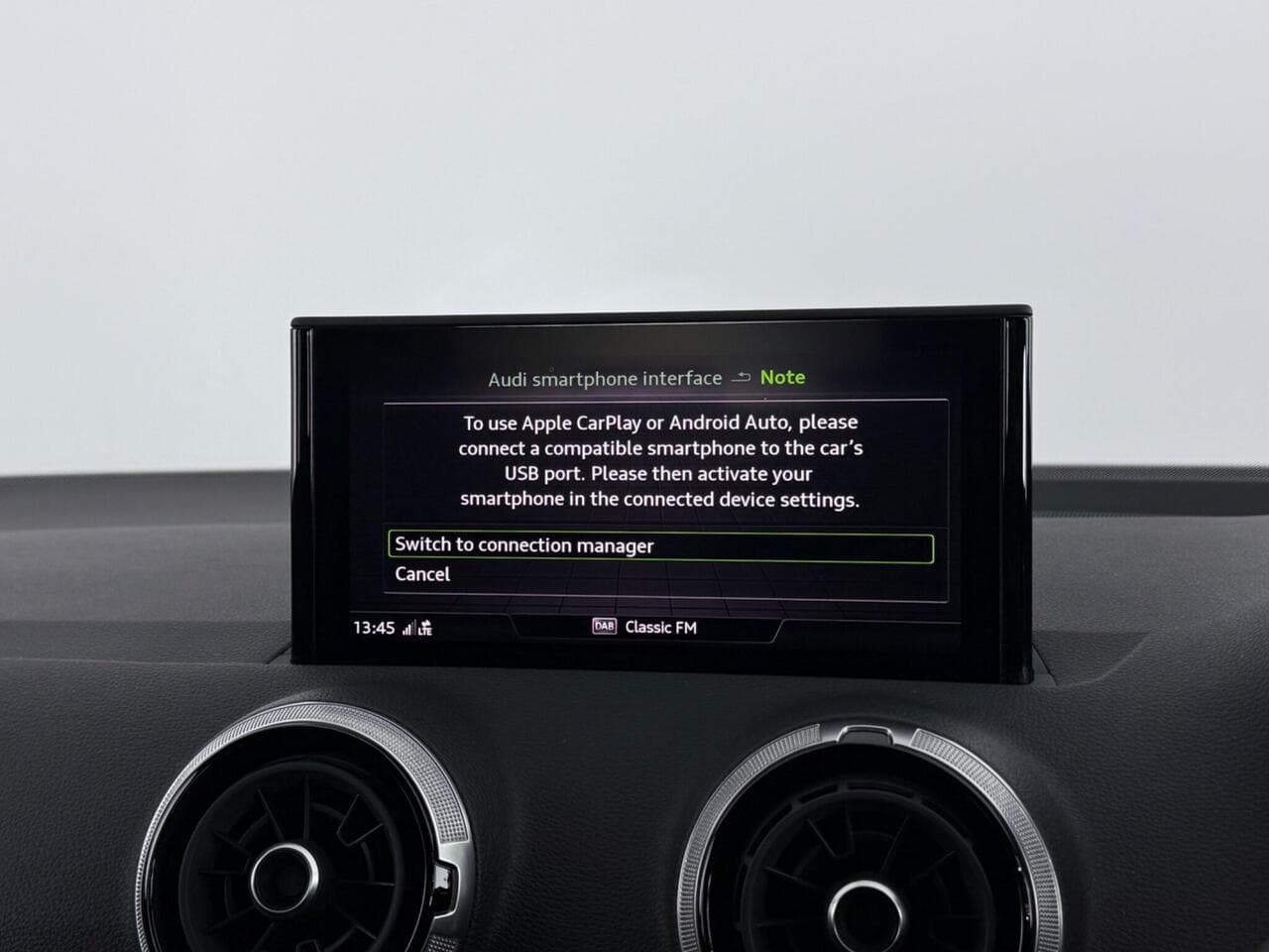 Audi Q2 thumbnail Infotainment System