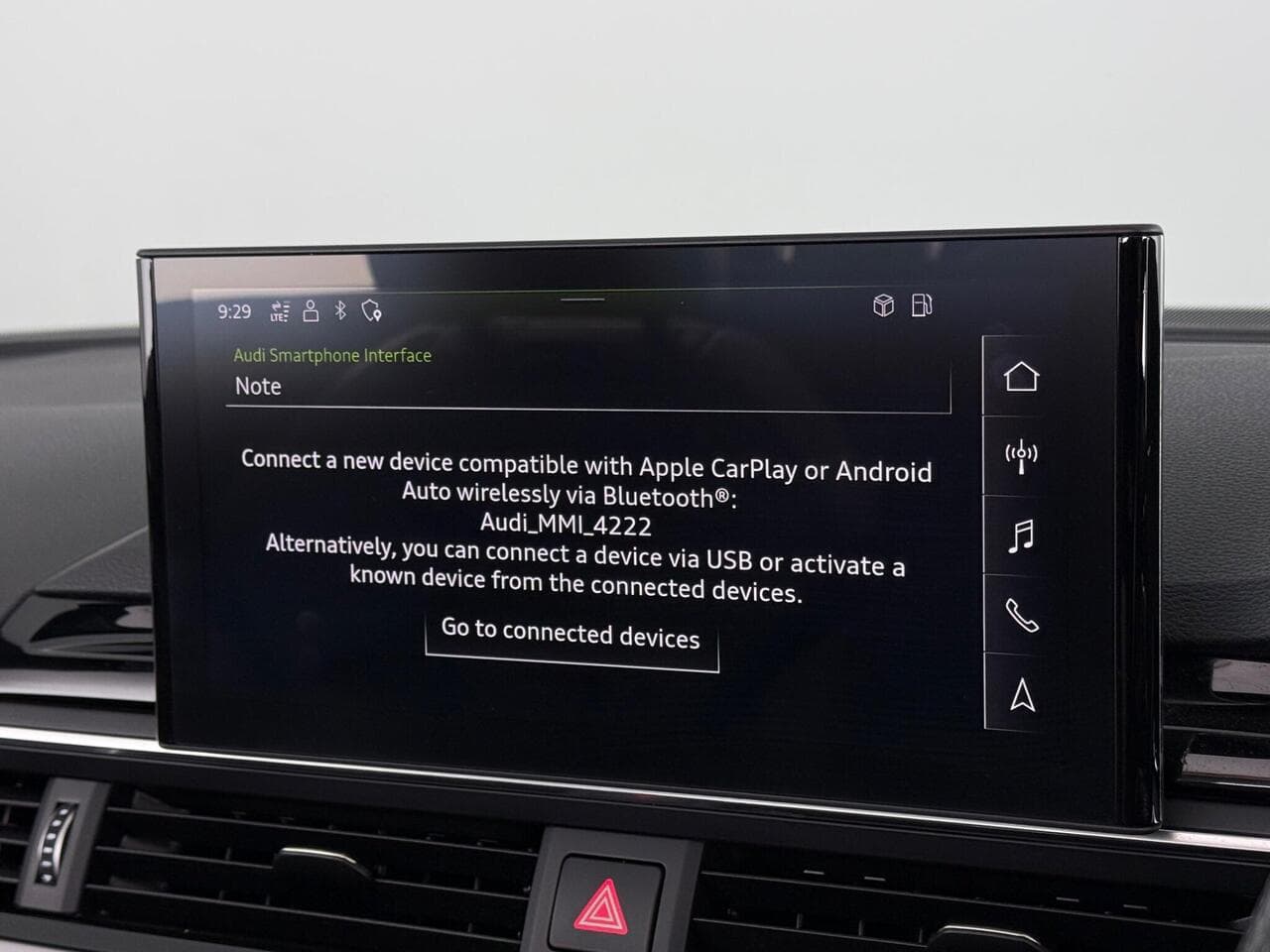 Audi A5 Cabriolet thumbnail Infotainment System