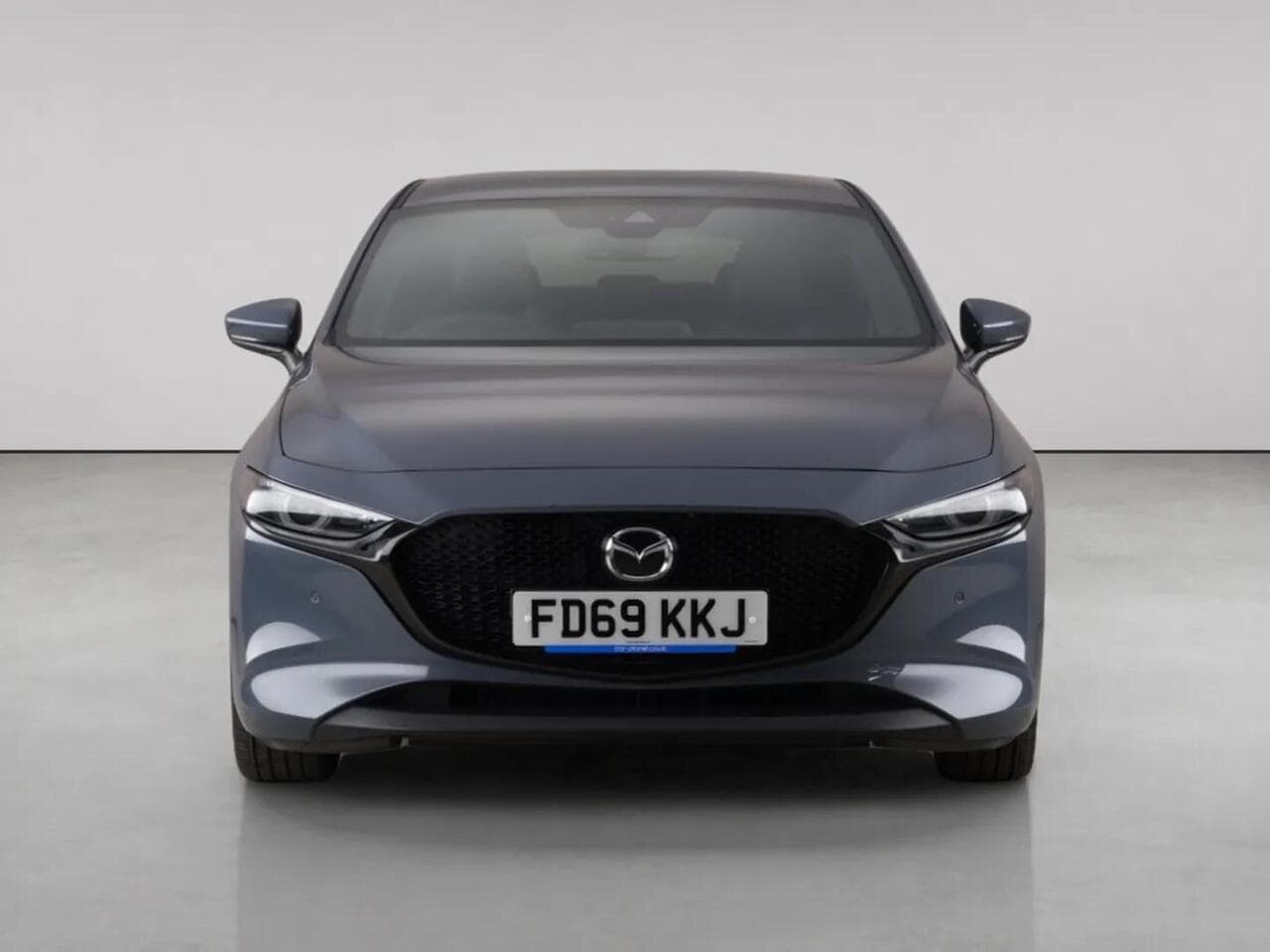 Mazda Mazda3 thumbnail Front