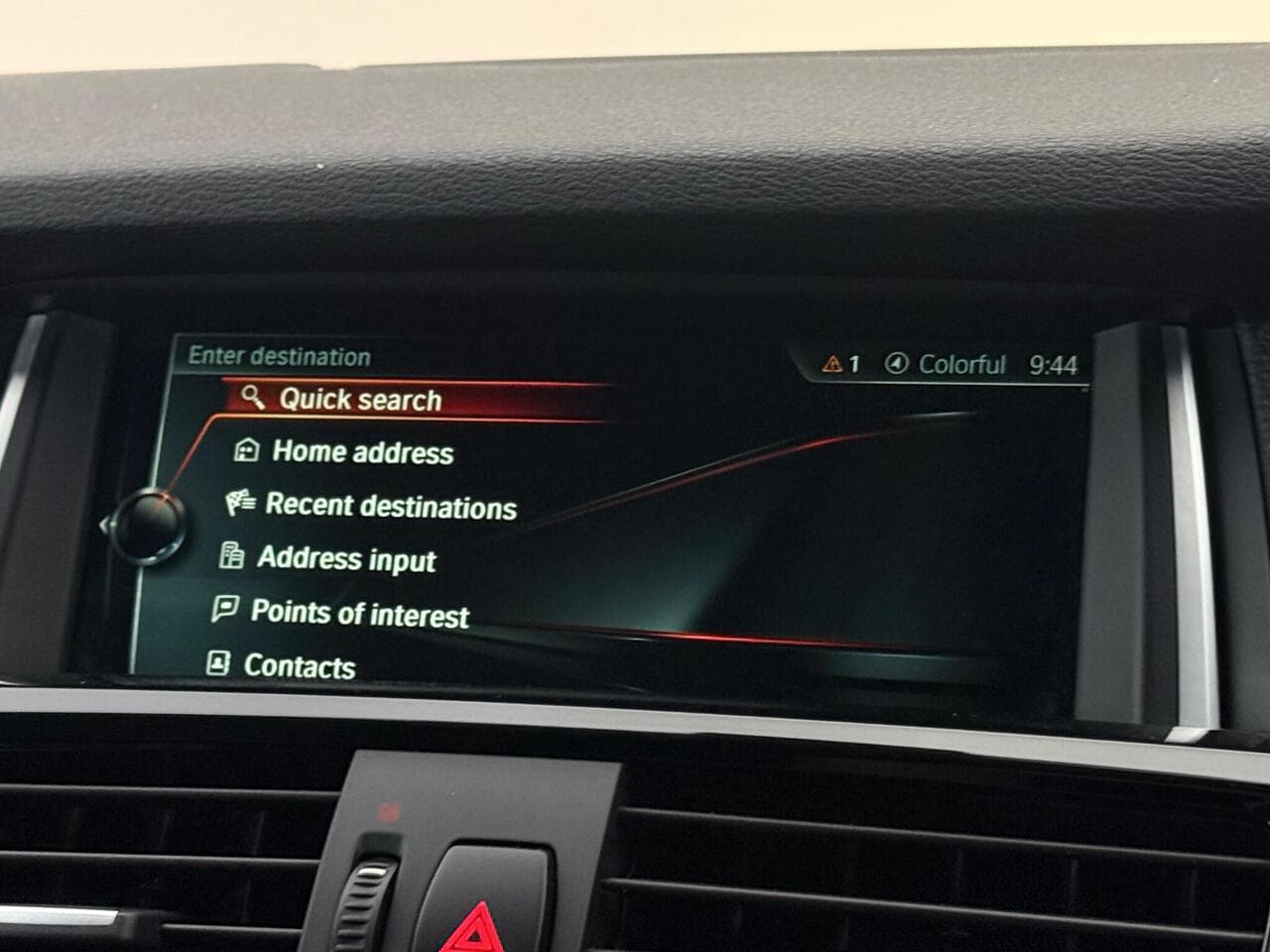 BMW X4 thumbnail Infotainment System