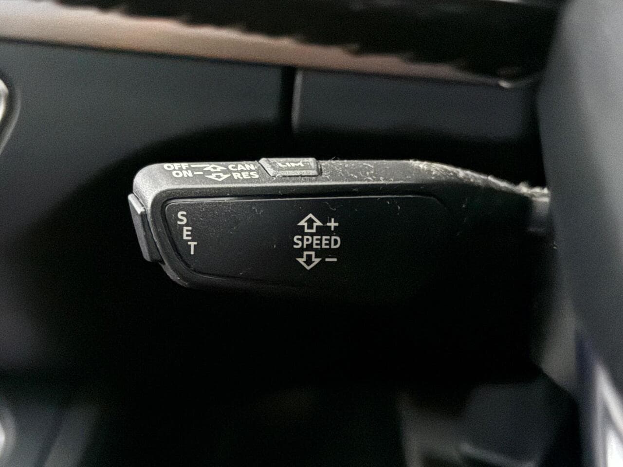 Audi Q5 thumbnail Misc Controls