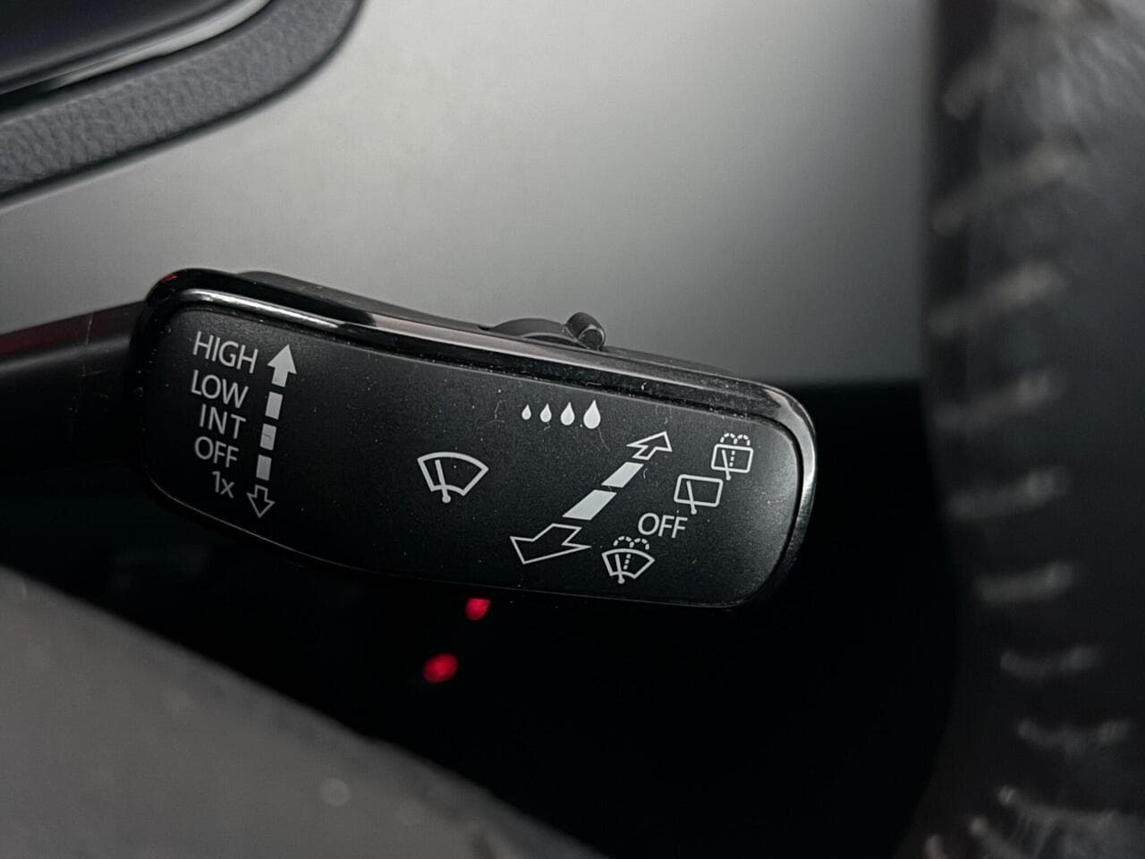 SEAT Ibiza thumbnail Misc Controls