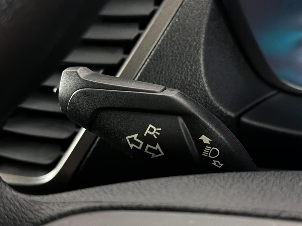 Ford Transit Connect thumbnail Misc Controls