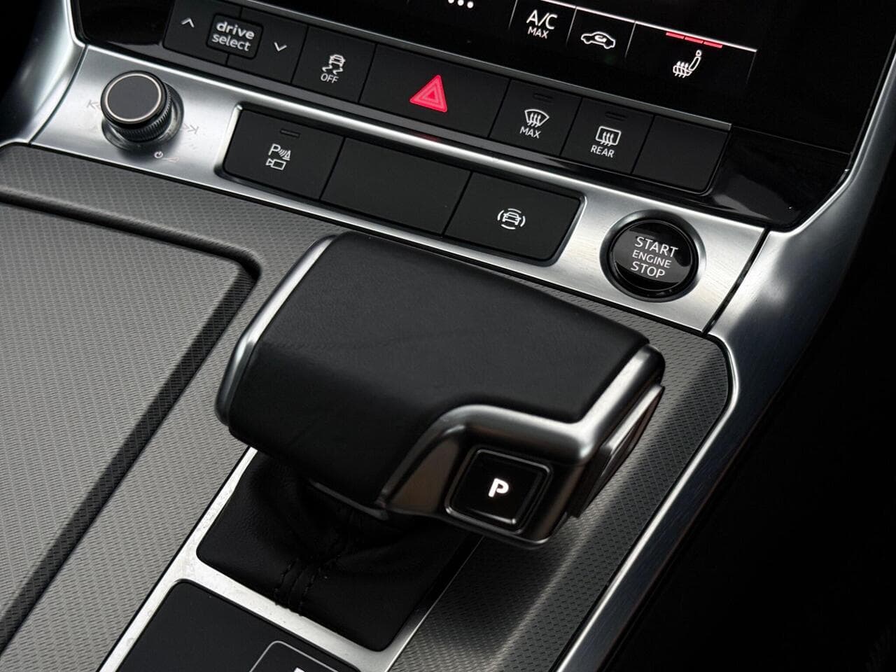 Audi A6 Saloon thumbnail Misc Controls