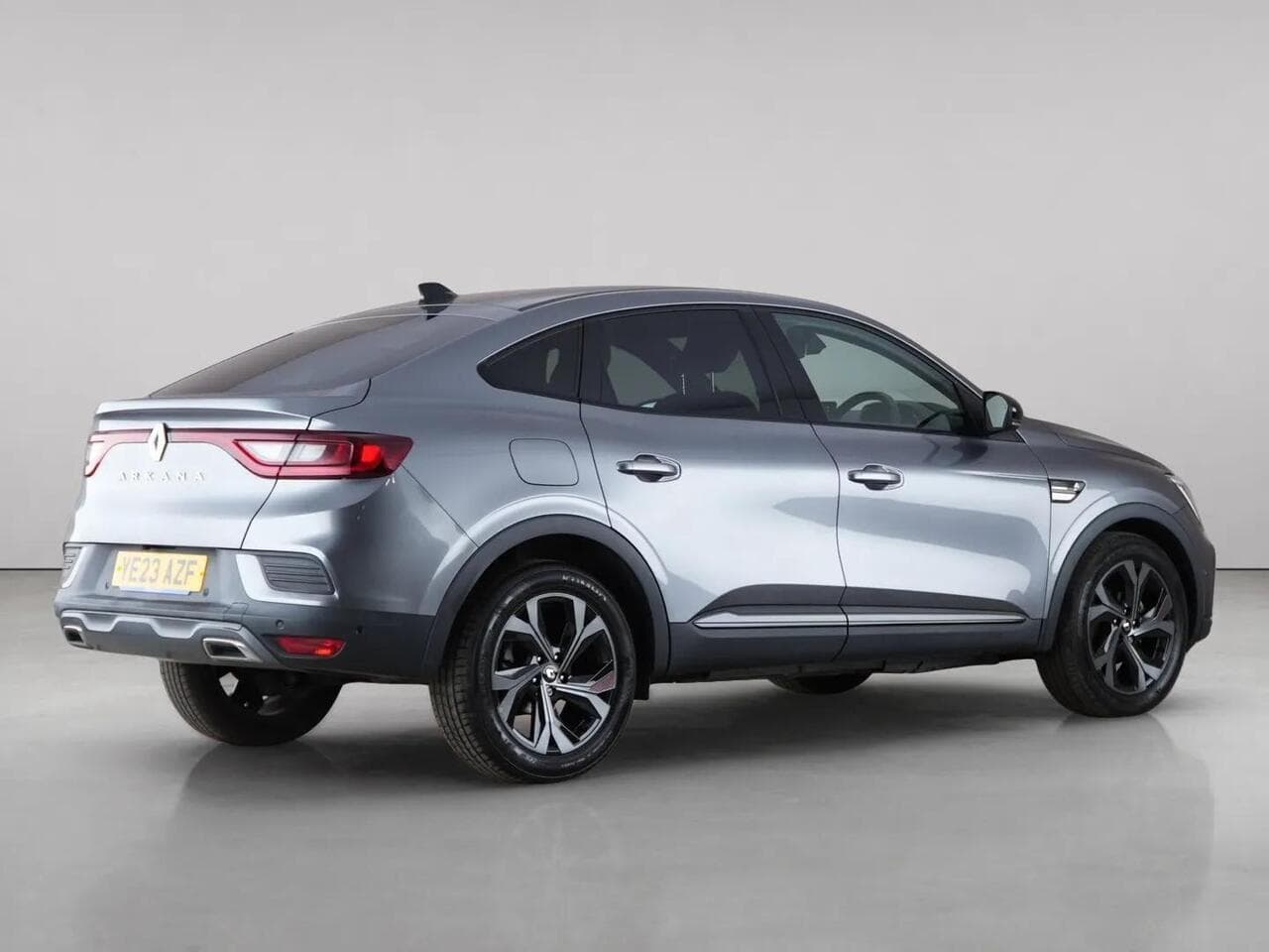 Renault Arkana thumbnail Rear Right