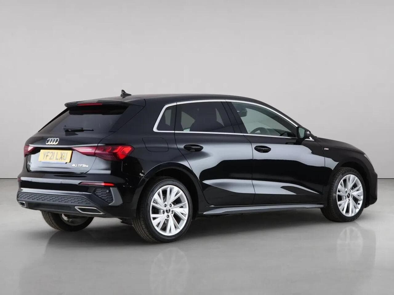 Audi A3 thumbnail Rear Right