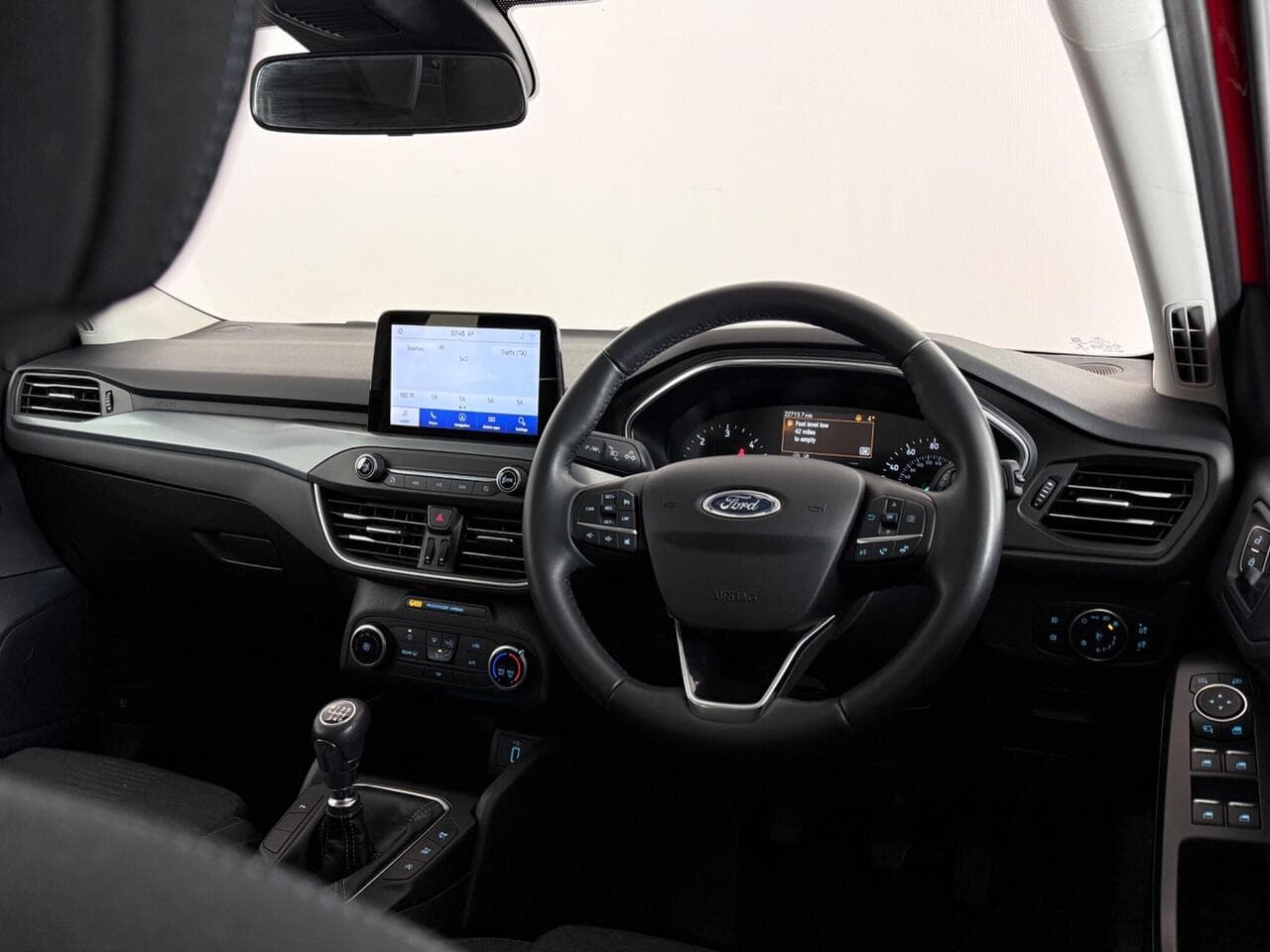 Ford Focus thumbnail Interior Front