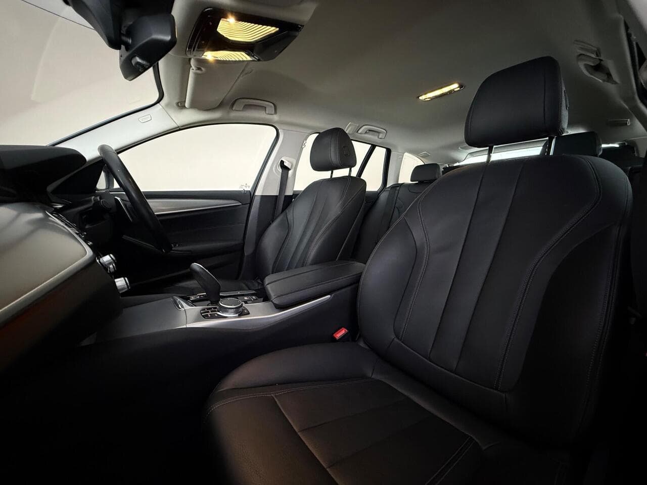 BMW 5 Series thumbnail Seat Front Passenger