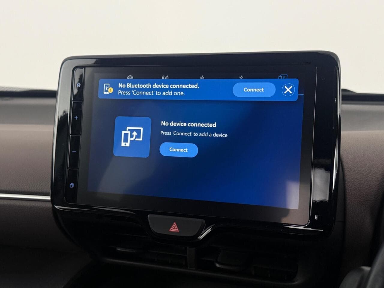 Toyota Yaris Cross thumbnail Infotainment System