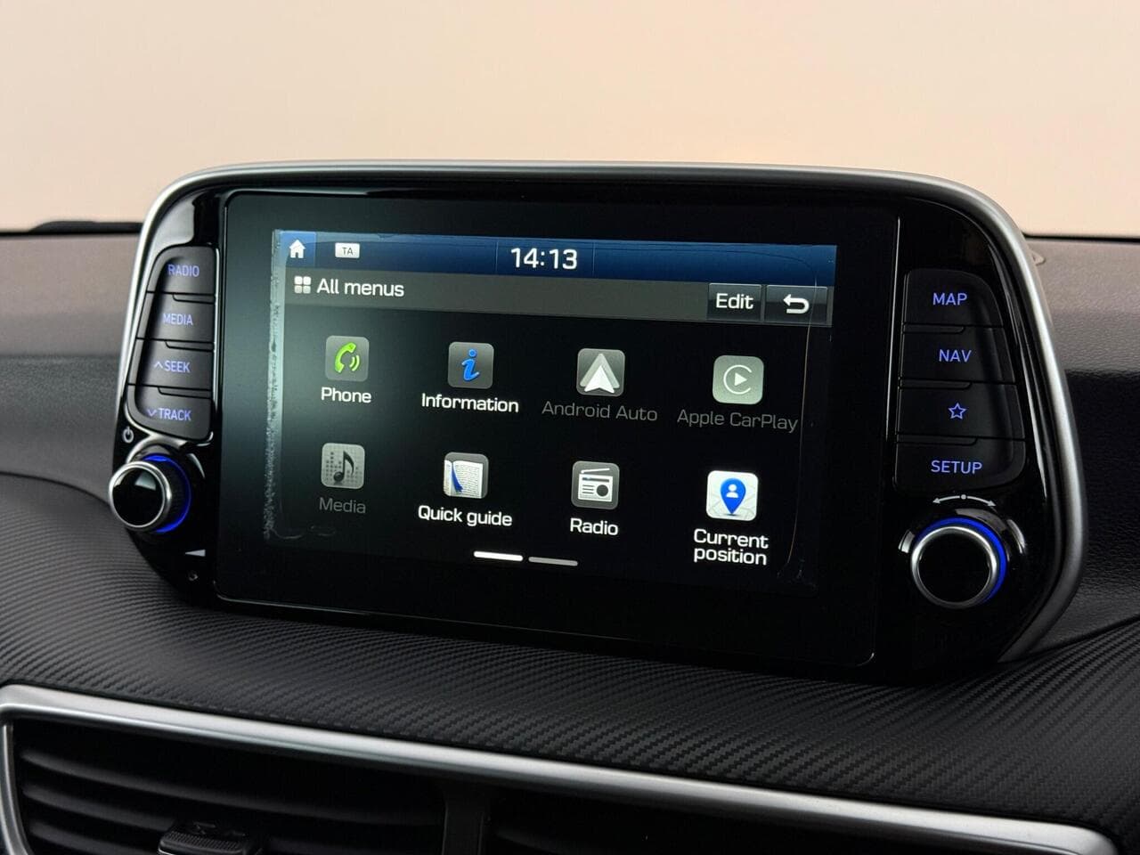 Hyundai TUCSON thumbnail Infotainment System