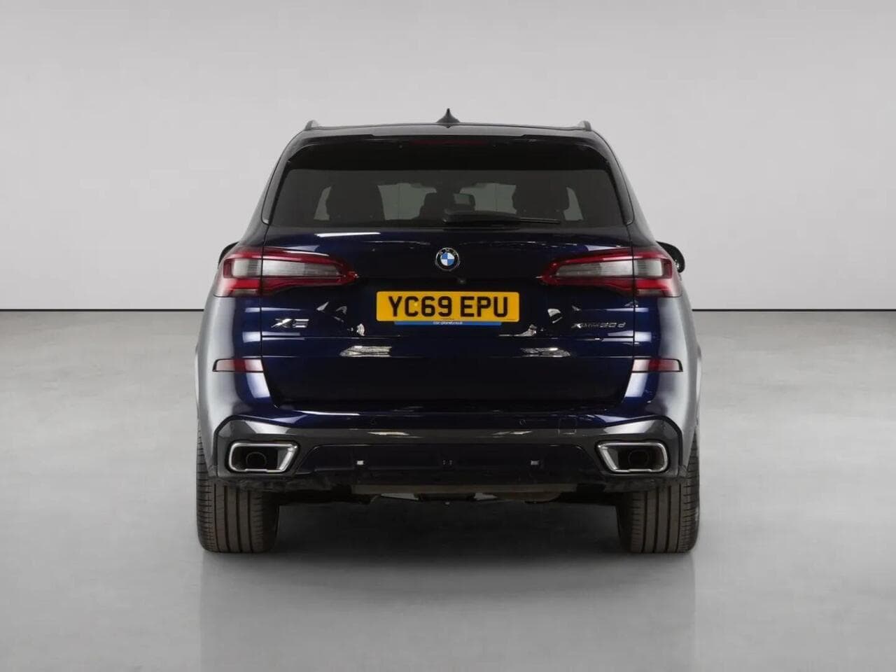 BMW X5 thumbnail Rear