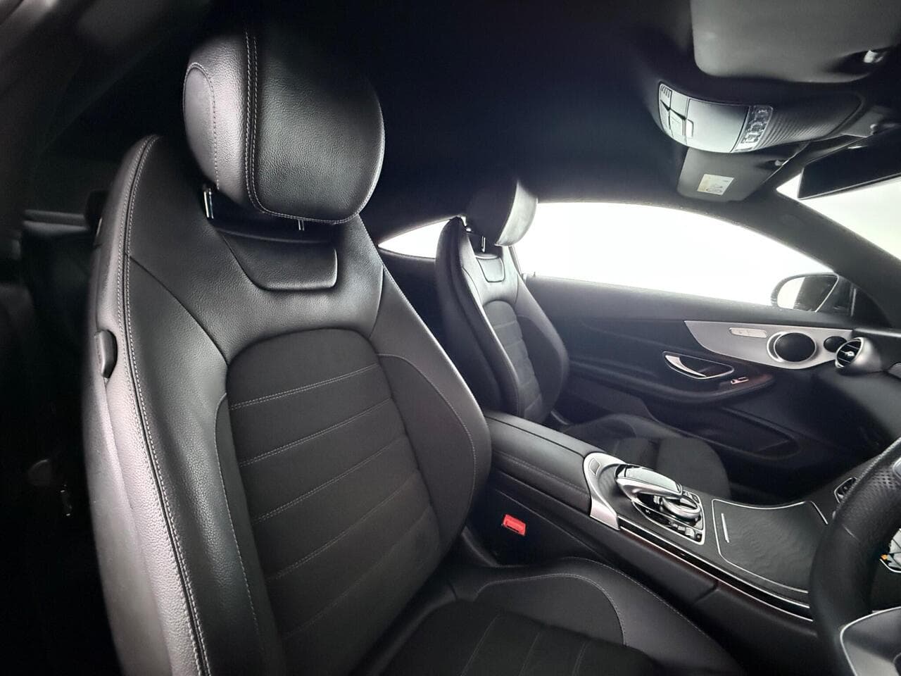 Mercedes-Benz C Class thumbnail Seat Driver