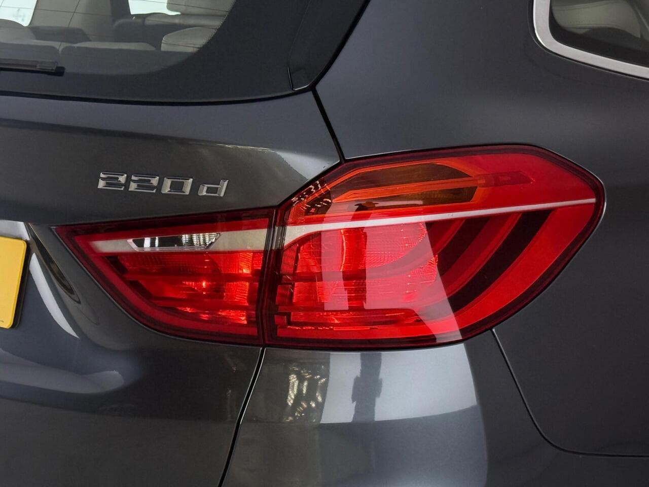 BMW 2 Series Gran Tourer thumbnail Lights Rear