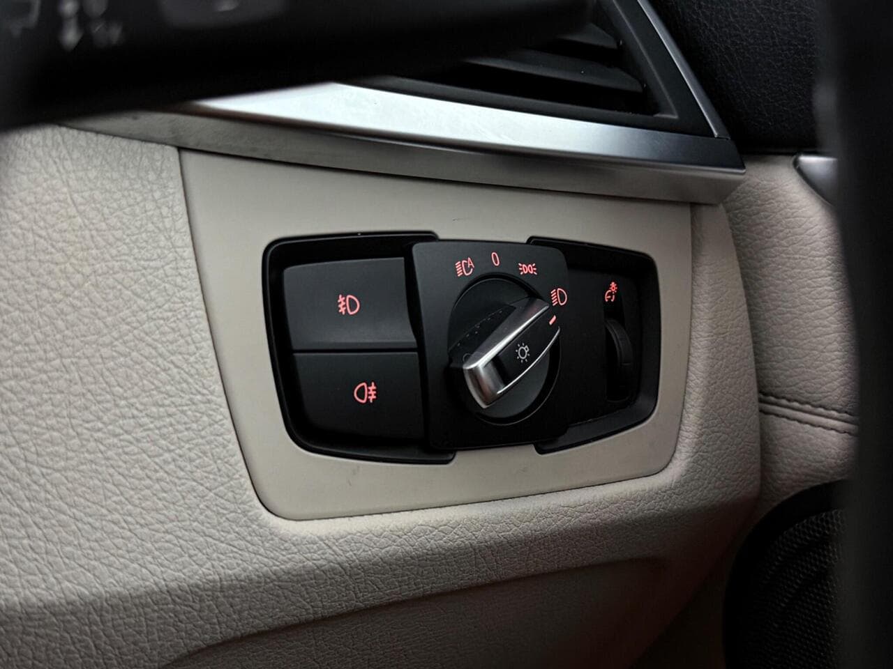 BMW 4 Series thumbnail Misc Controls