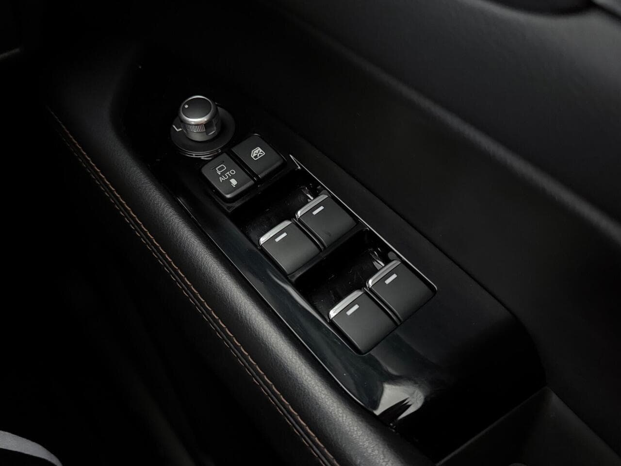 Mazda CX-5 thumbnail Misc Controls
