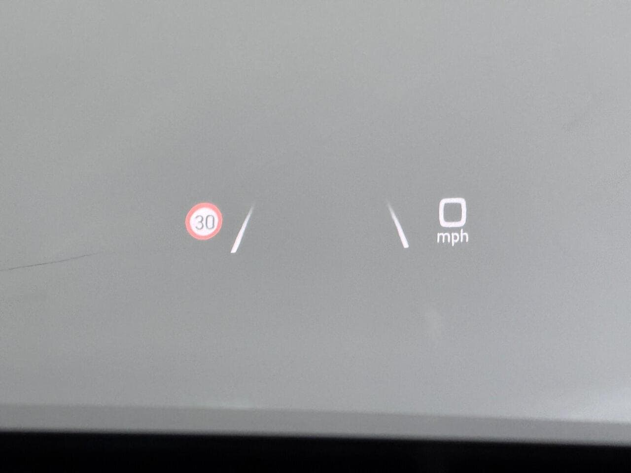 Audi Q4 e-tron thumbnail Misc Controls
