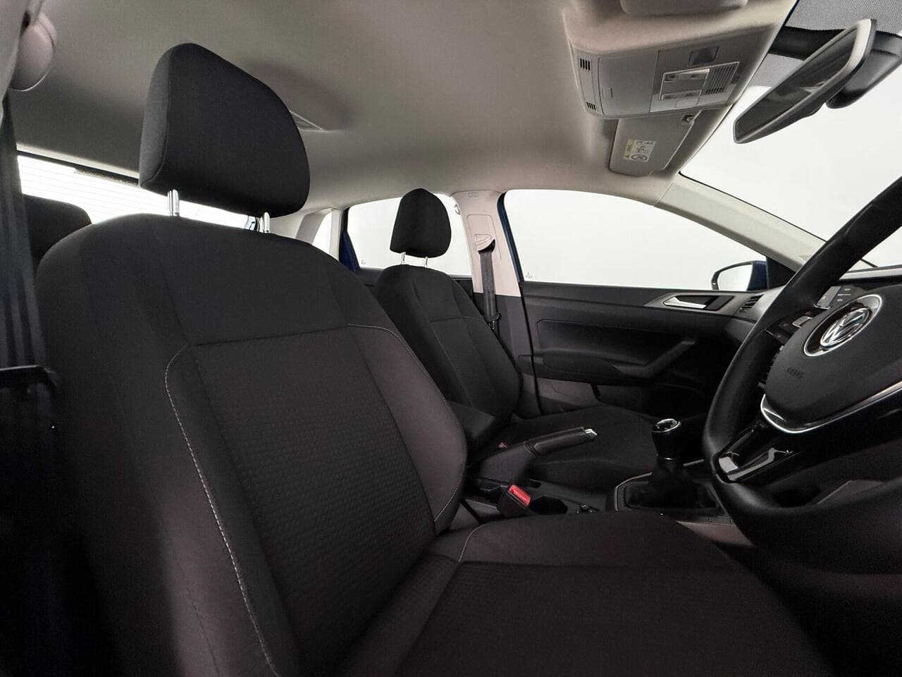 Volkswagen Polo thumbnail Seat Driver
