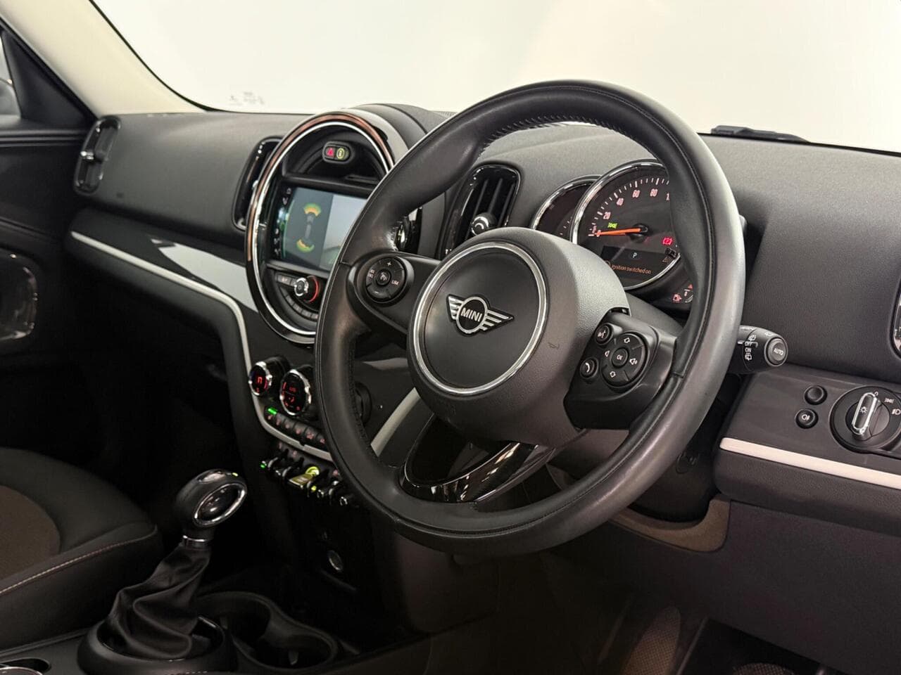 MINI Countryman thumbnail Steering Wheel