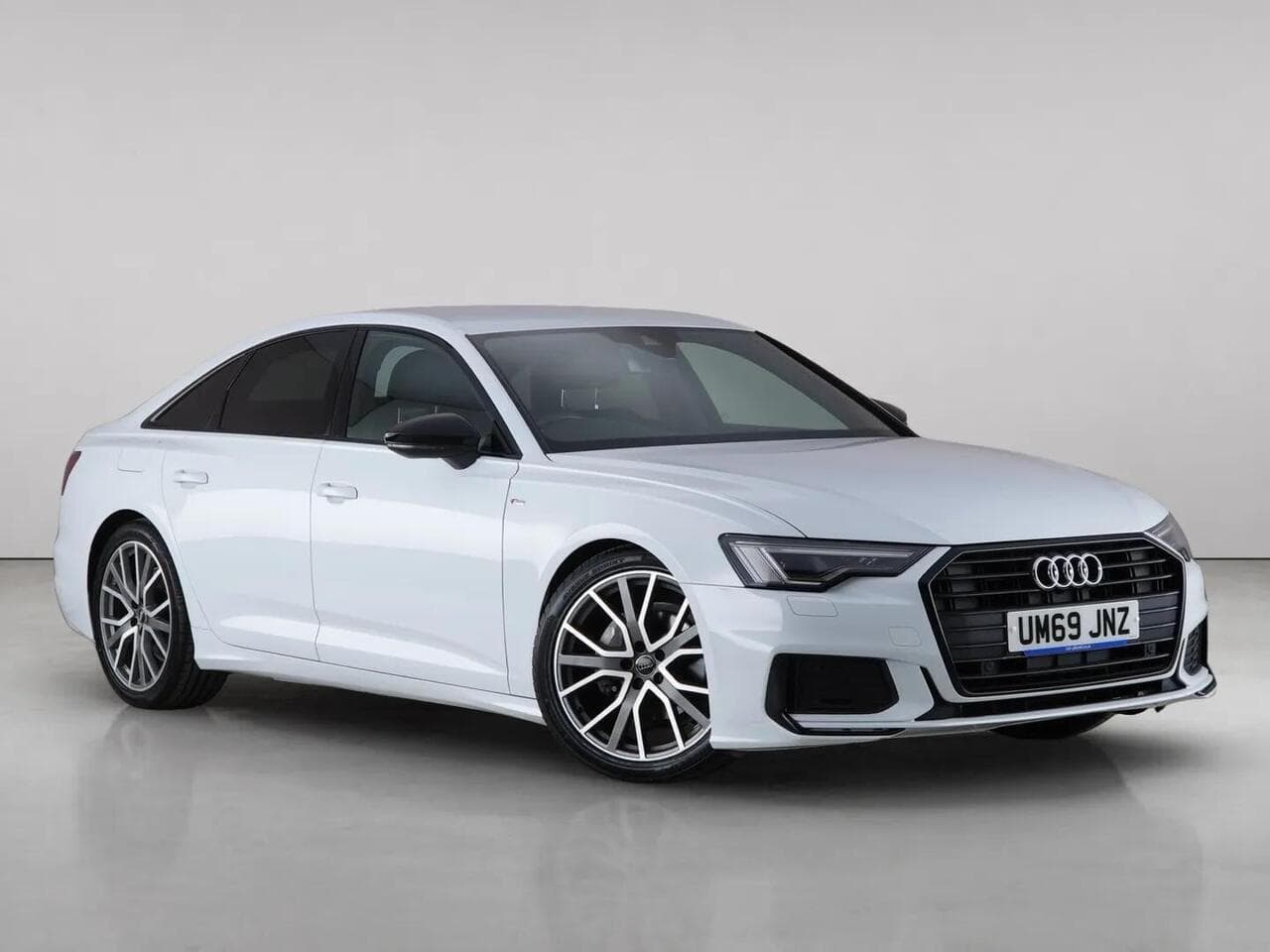 Audi A6 Saloon - Audi A6 Saloon 2.0 TDI 40 Black Edition S Tronic Euro 6 (s/s) 4dr