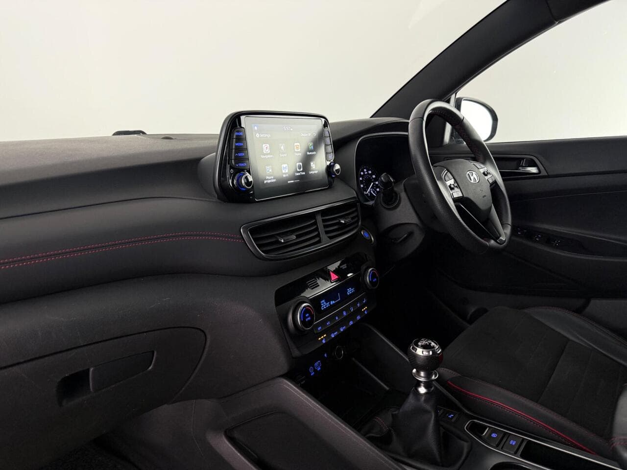 Hyundai TUCSON thumbnail Interior Front