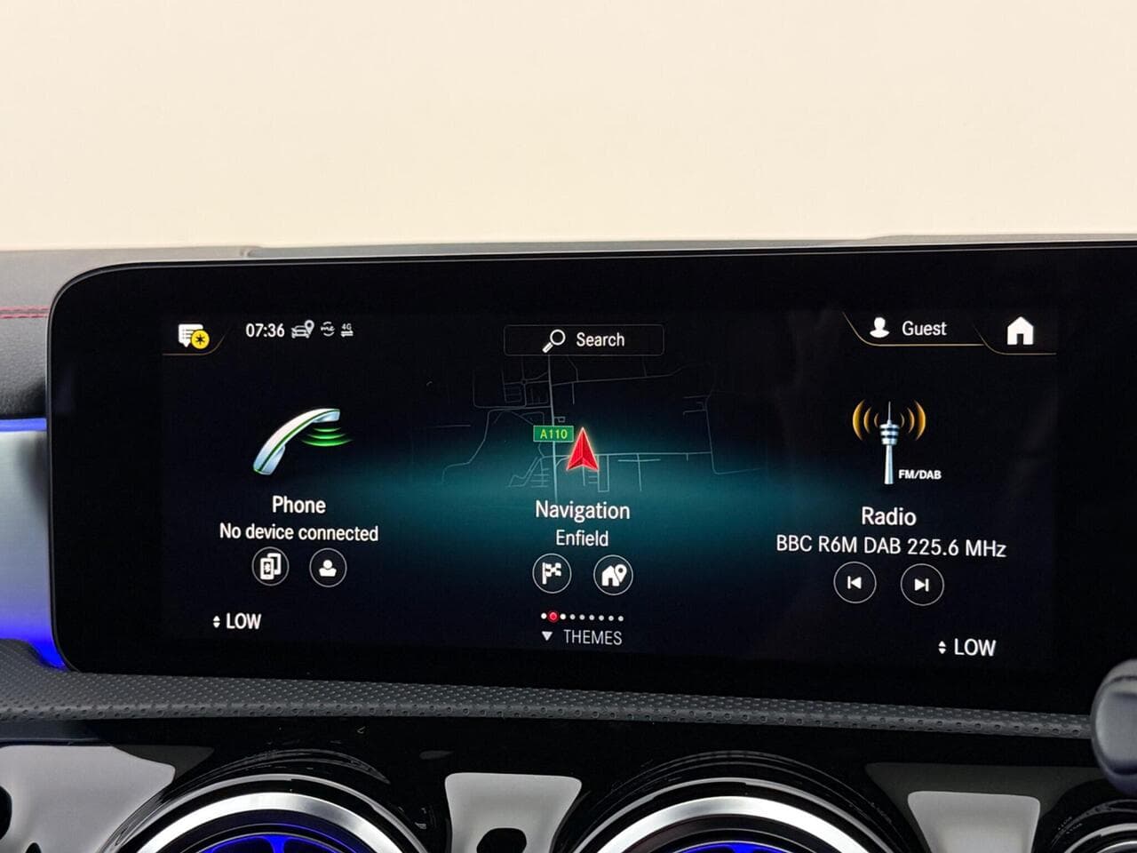 Mercedes-Benz CLA thumbnail Infotainment System