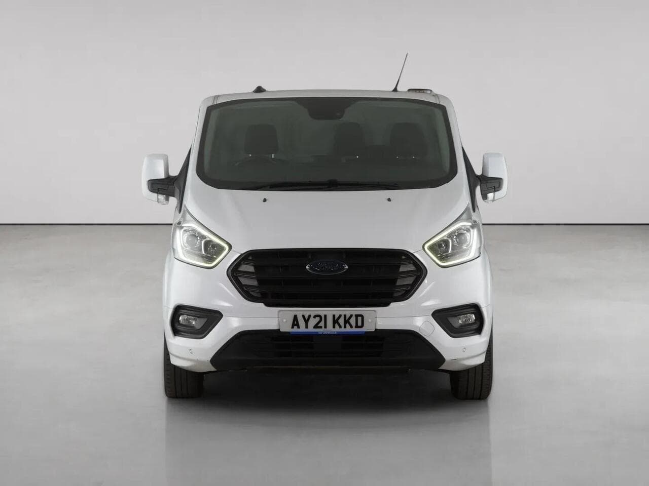 Ford Transit Custom thumbnail Front