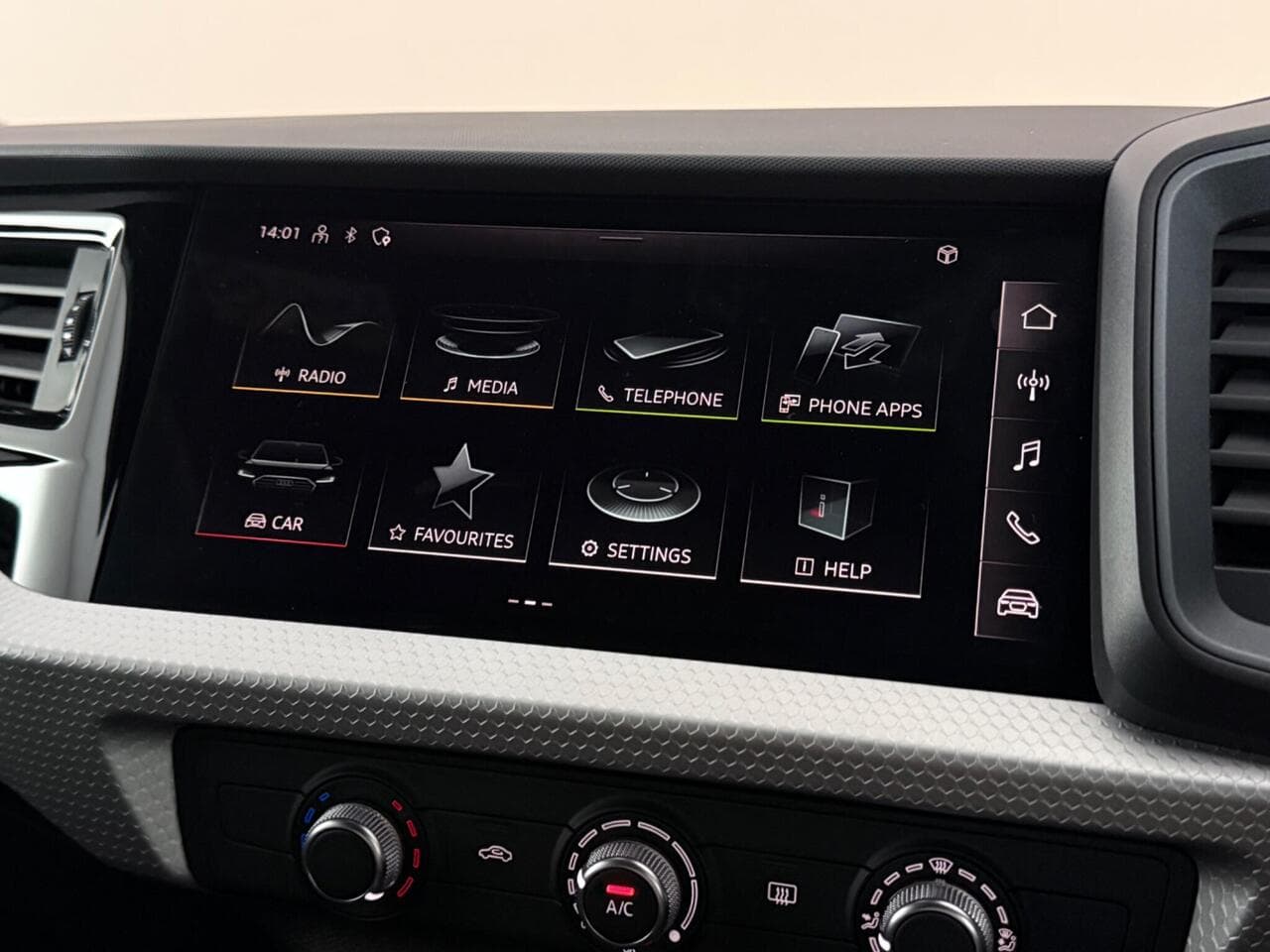 Audi A1 thumbnail Infotainment System