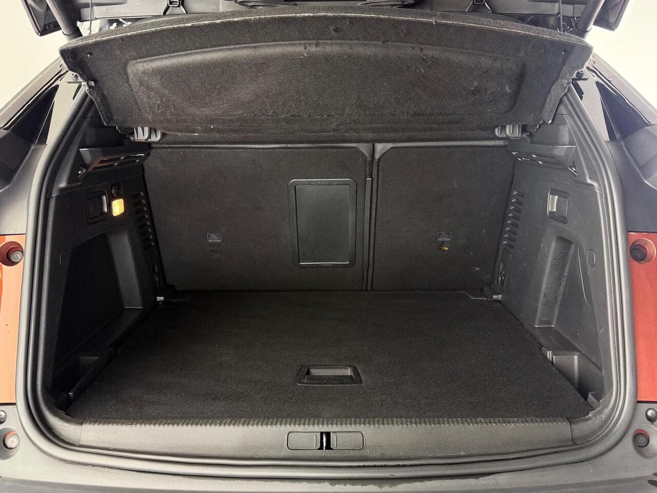 Peugeot 3008 thumbnail Boot