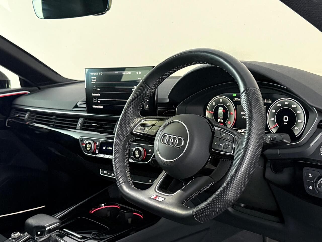 Audi A5 thumbnail Interior Front