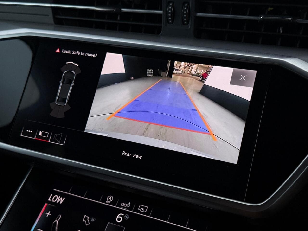Audi A6 Saloon thumbnail Infotainment System