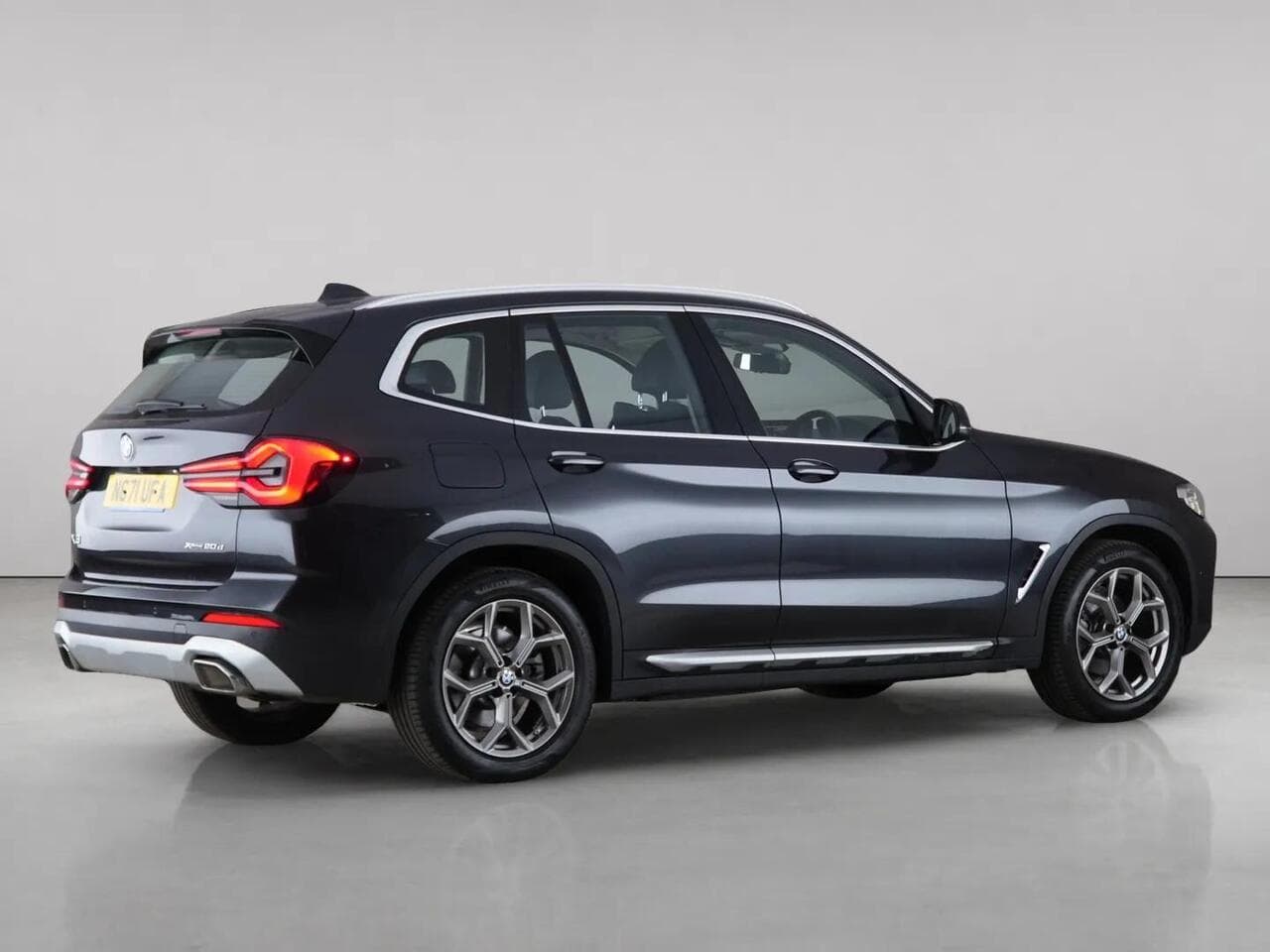 BMW X3 thumbnail Rear Right