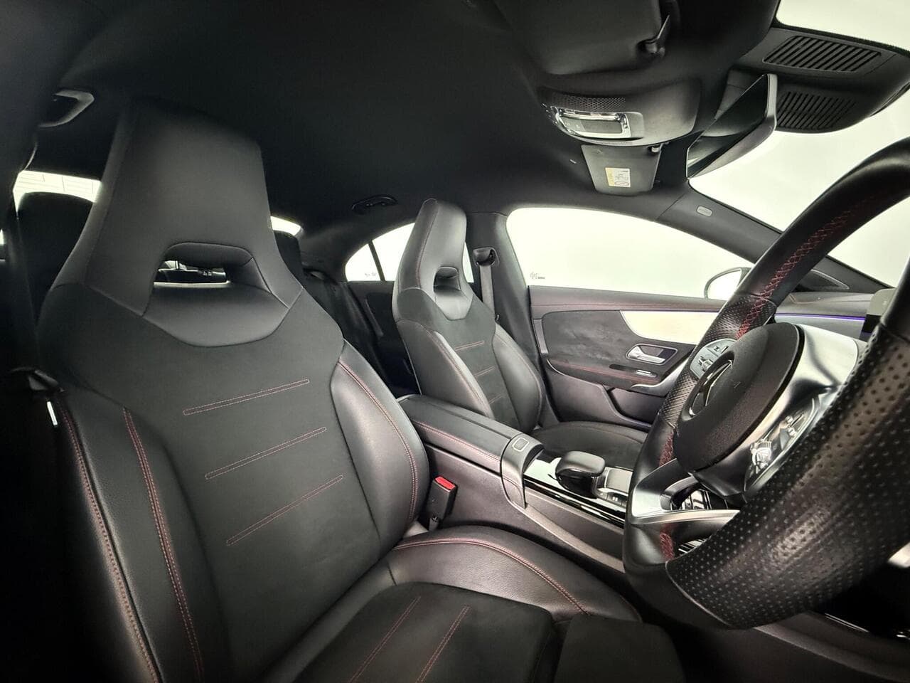 Mercedes-Benz CLA thumbnail Seat Driver