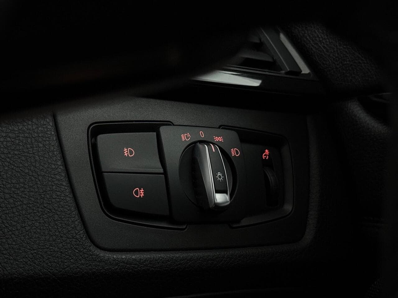 BMW 4 Series thumbnail Misc Controls