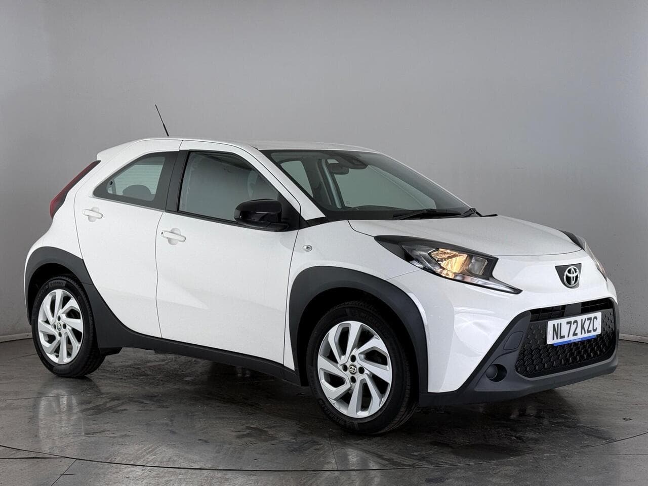 Toyota Aygo X - Toyota Aygo X 1.0 VVT-i Pure Euro 6 (s/s) 5dr