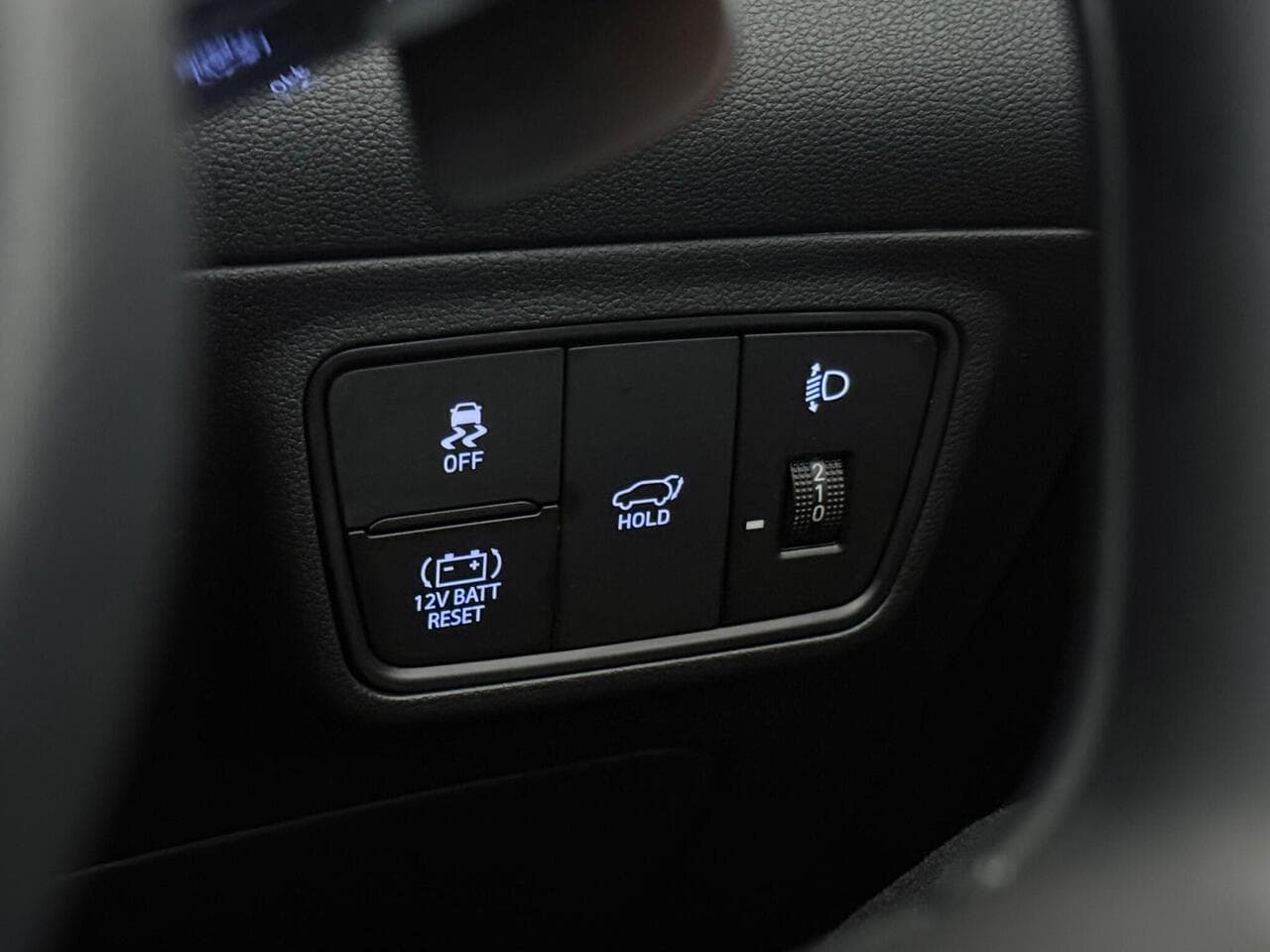 Hyundai TUCSON thumbnail Misc Controls