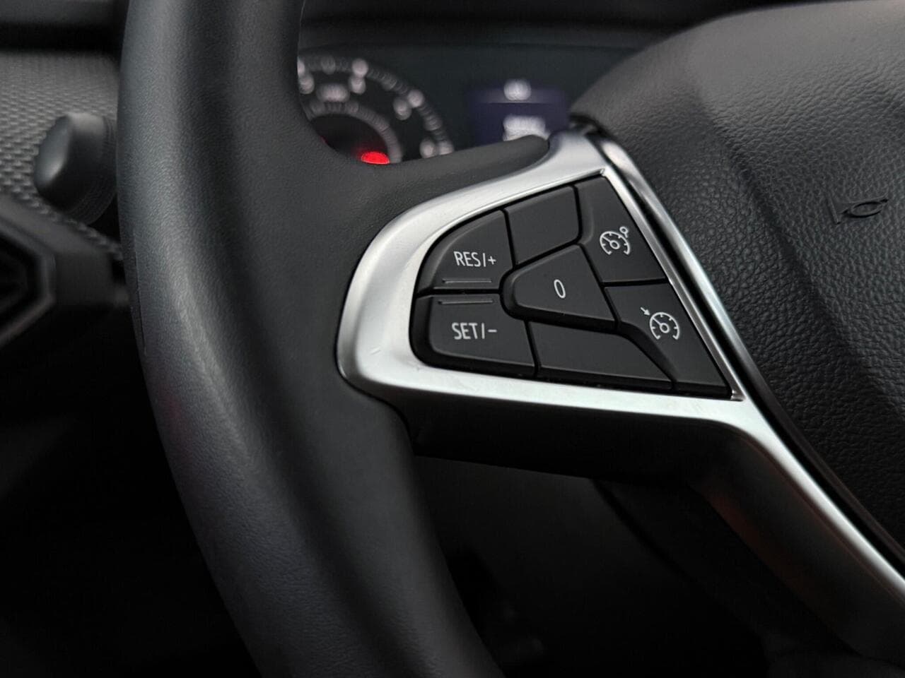 Dacia Sandero thumbnail Misc Controls