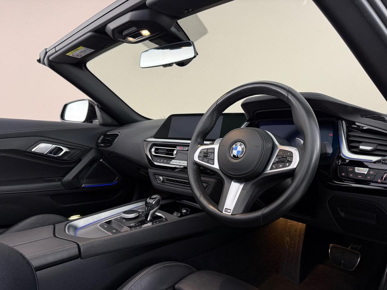 BMW Z4 thumbnail Interior Front