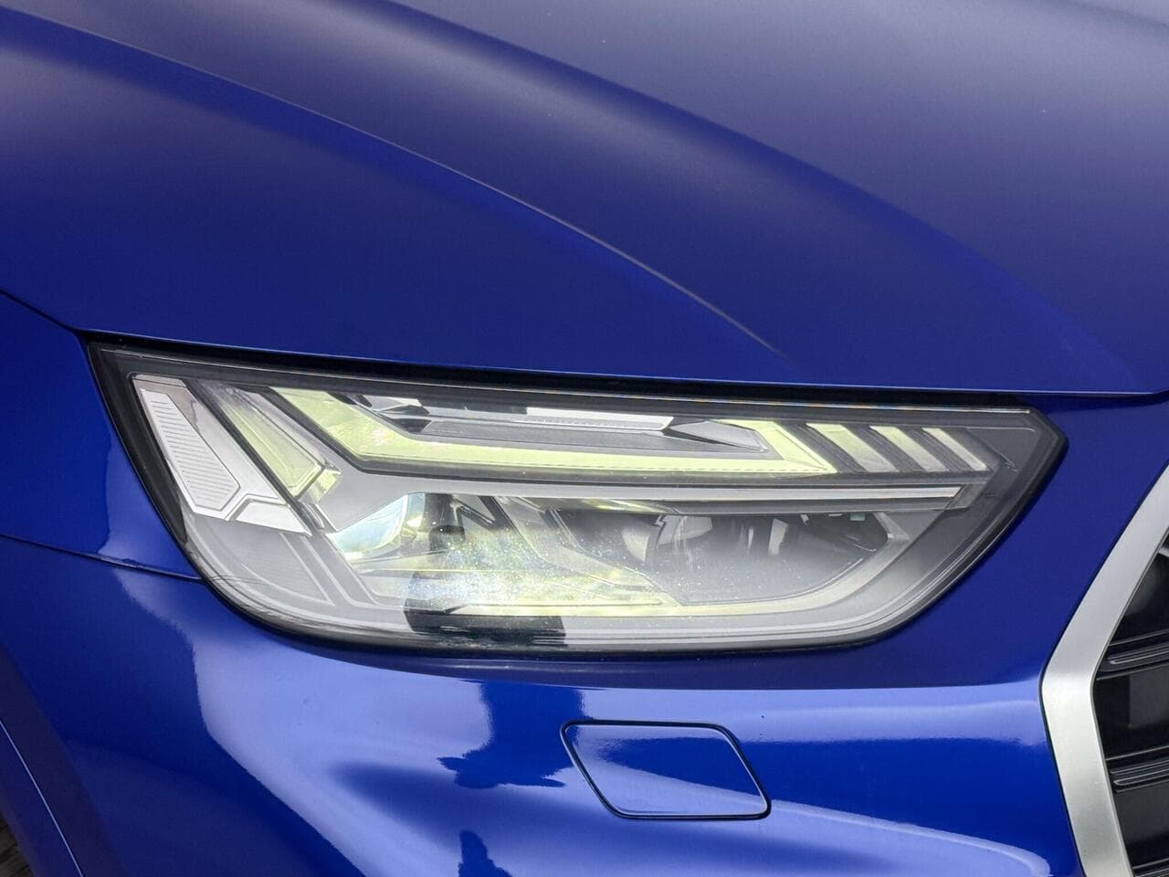 Audi Q5 thumbnail Lights Front