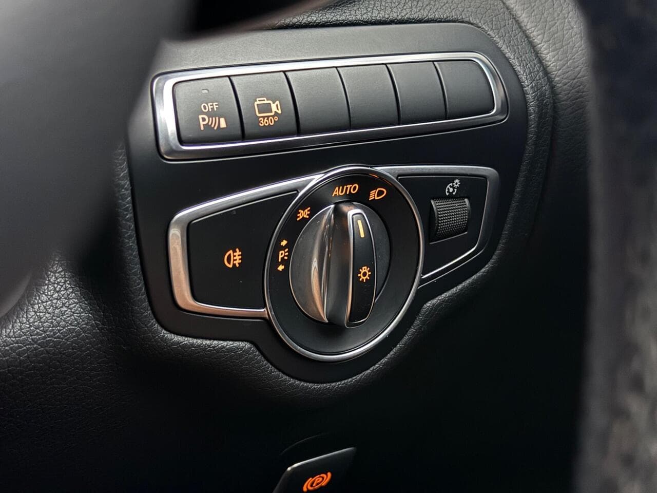 Mercedes-Benz GLC thumbnail Misc Controls