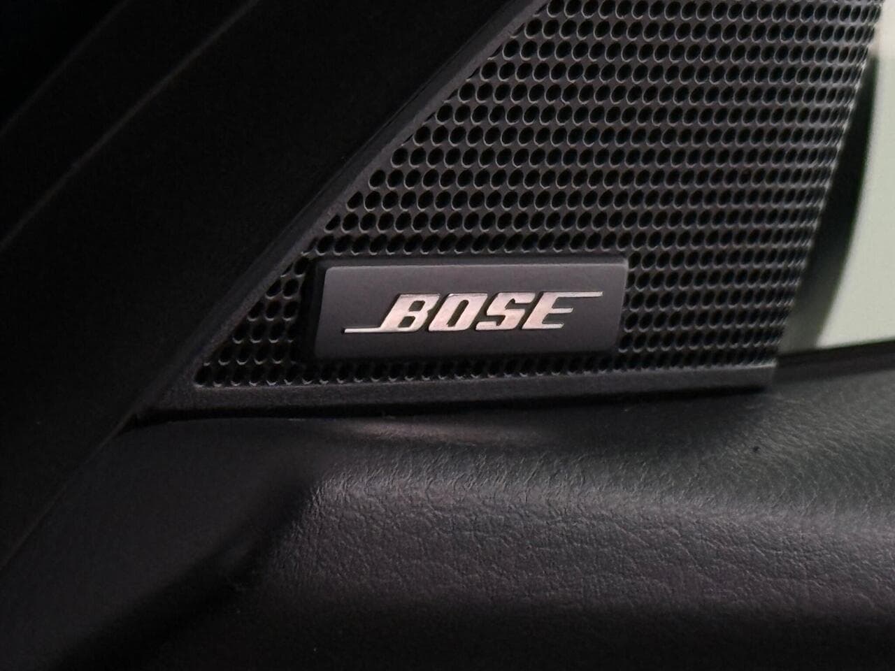 Mazda CX-60 thumbnail Misc Controls